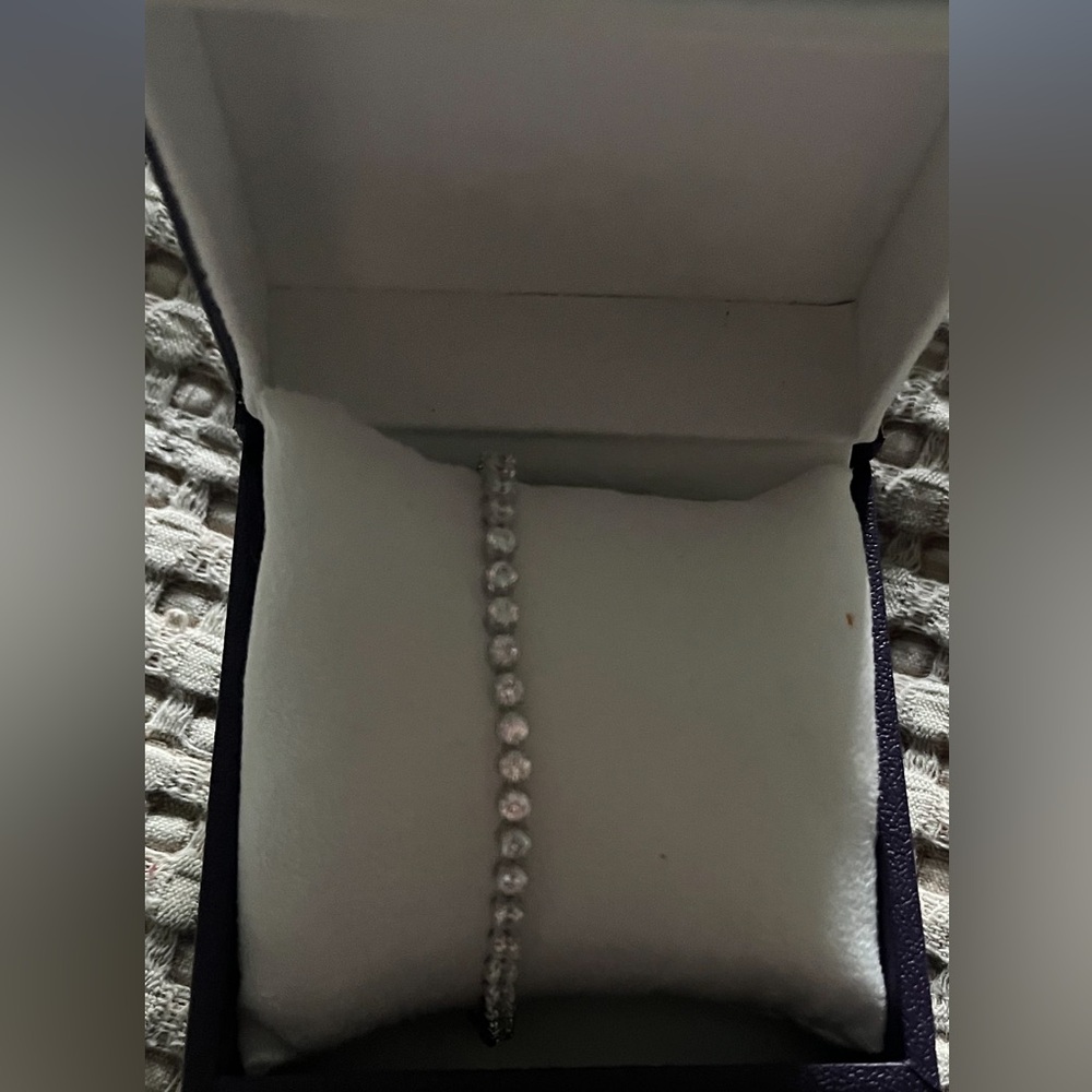 Brand new Lafonn tennis bracelet
